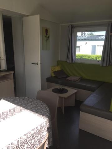 Mobile-Home 100M Plage Utah Mme Surget Sainte-Marie-du-Mont  Eksteriør bilde